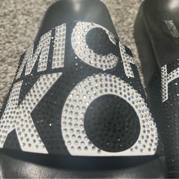 S|O|L|D❌Micheal Kors crystal rhinestone slides - Picture 4 of 6